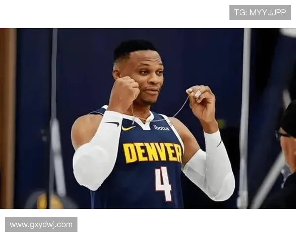 帕金斯因节目中评论威少遭妻子长文反击引发热议